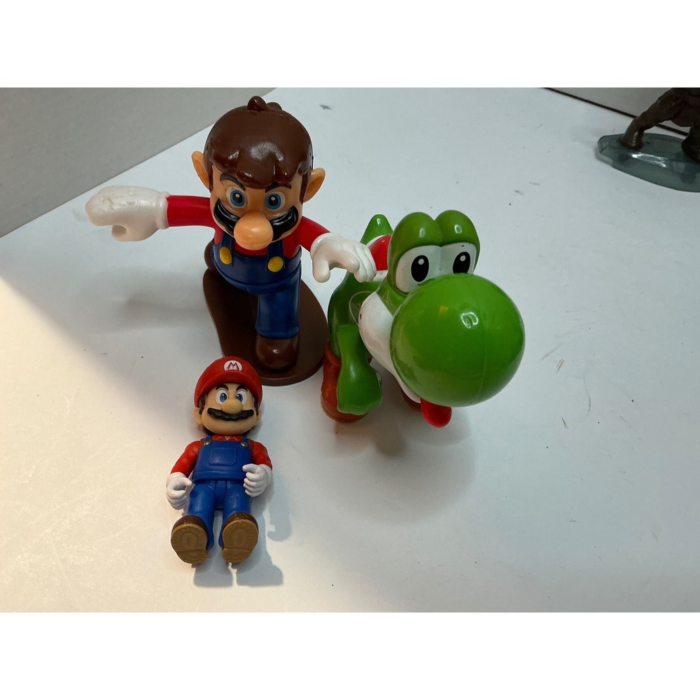 Nintendo Super Mario Yoshi Action Figure Lot McDonald's Happy Meal Toy 2014 2017